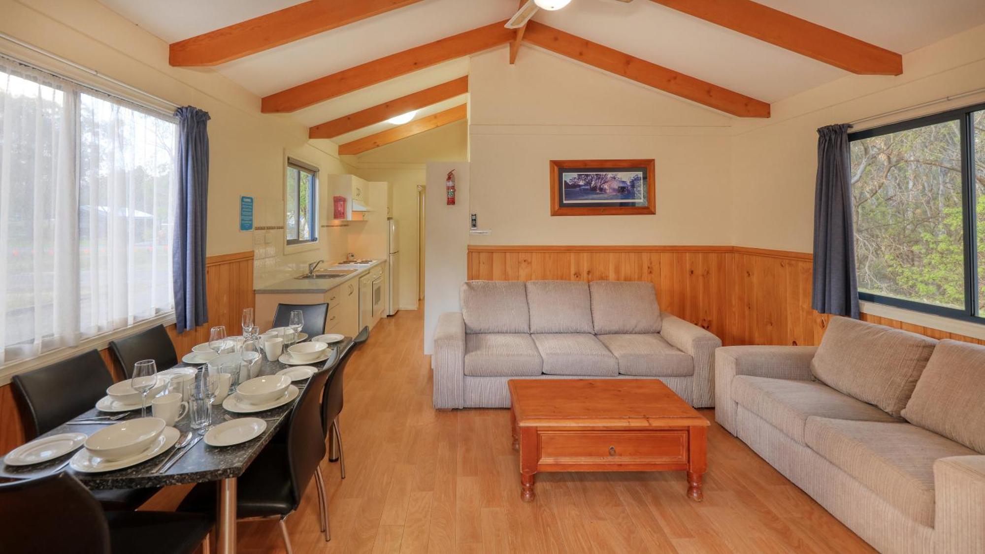 Deniliquin Riverside Caravan Park Esterno foto