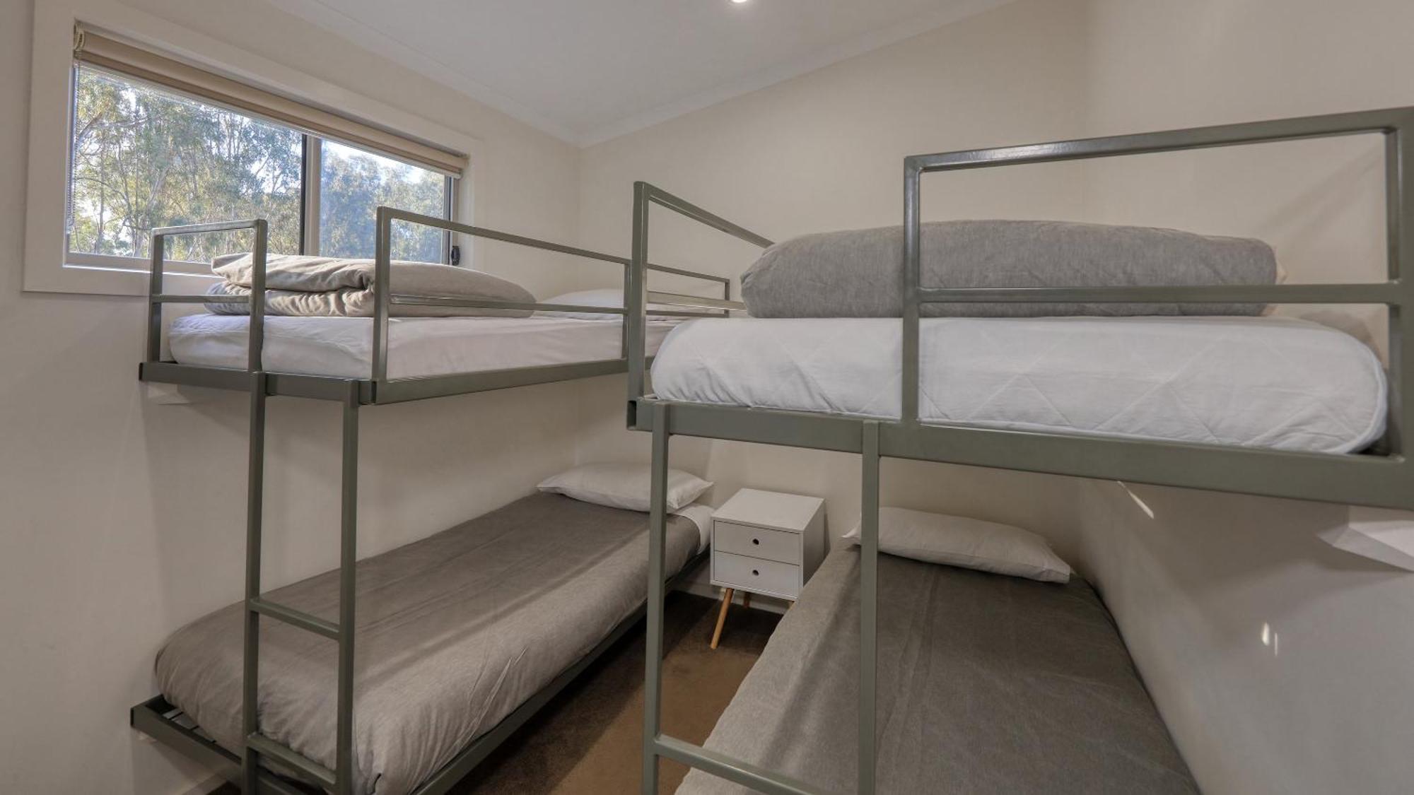 Deniliquin Riverside Caravan Park Esterno foto
